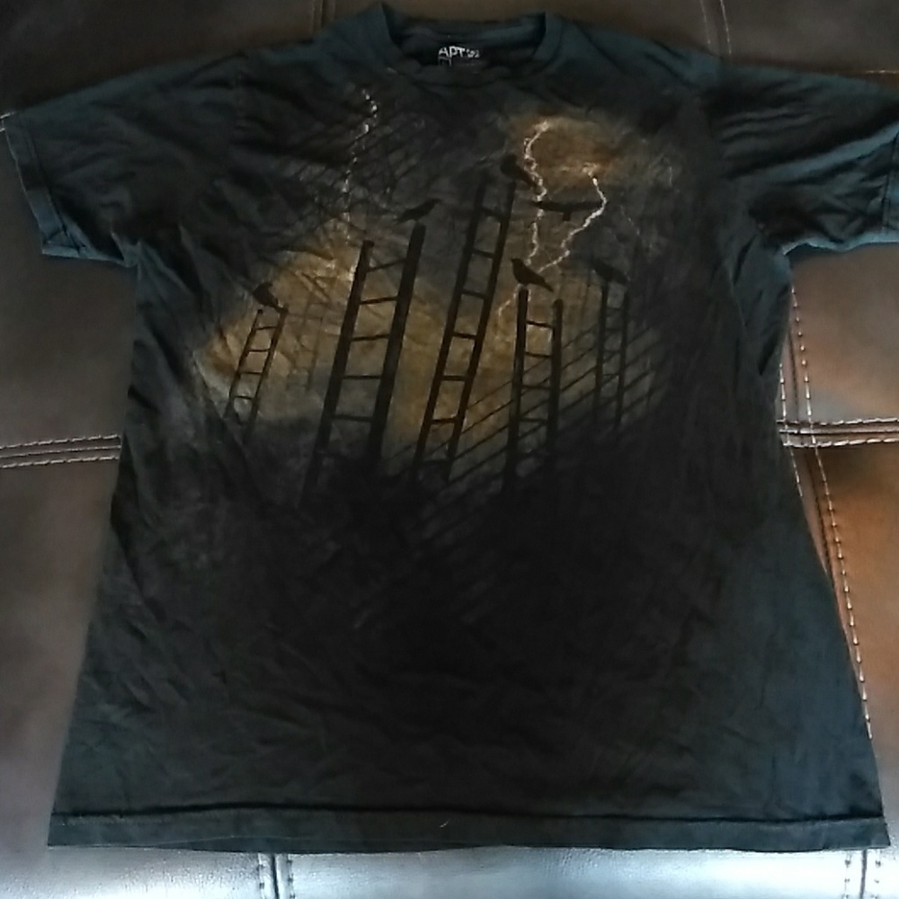 Black mens large tshirt